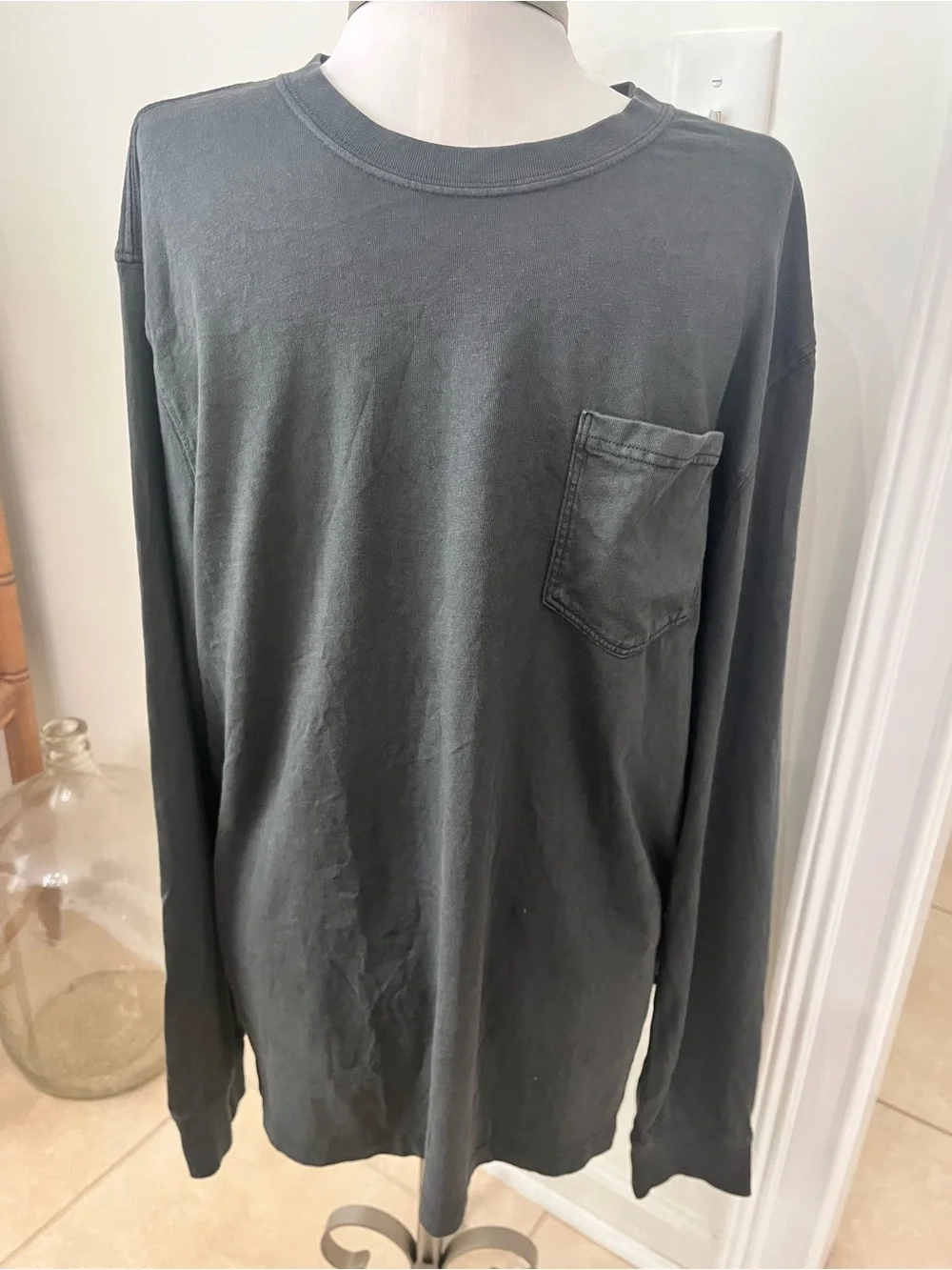J. Crew Vintage Jersey Relaxed Men's L Long Sleeve Pocket Tee Charcoal Casual